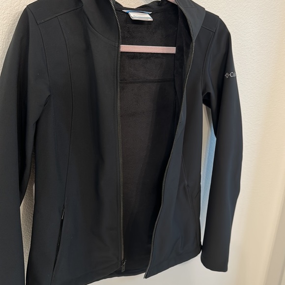 Columbia Rain Coat - Picture 6 of 8